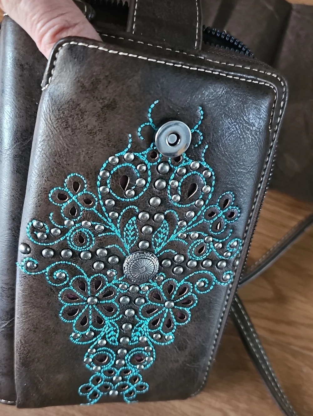 Montana West Zippered Floral Turquoise Embroidered Phone Crossbody Brown Wallet